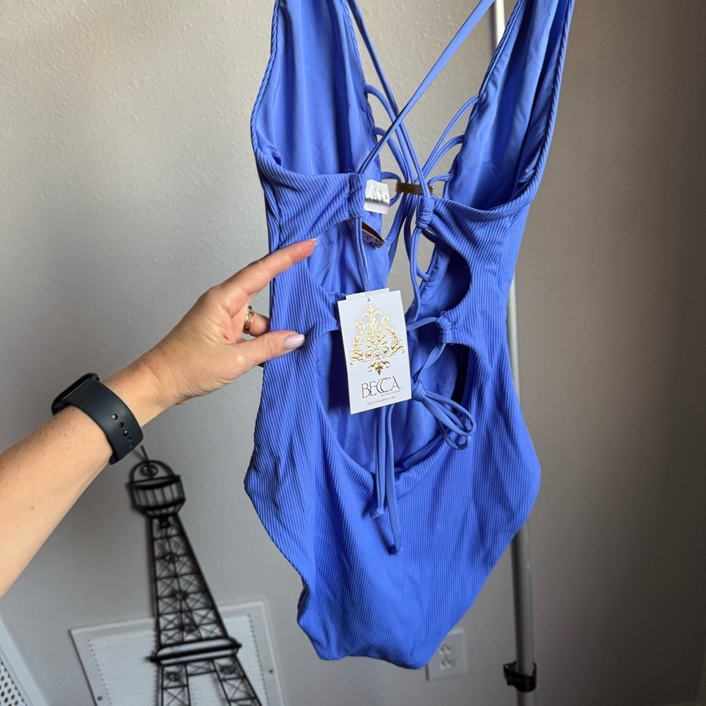 NWT Весса Modern Edge Strappy Ribbed One-Piece Swimsuit Cornflower Sz S - Picture 8 of 10
